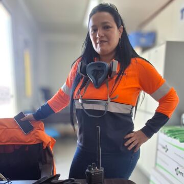 Jacqueline Canelo Bon